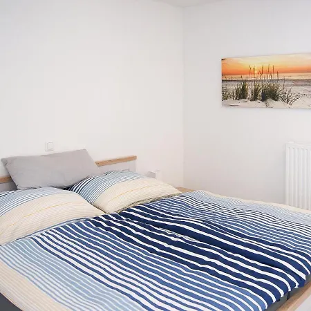 Baltic Rot -familienfreundliches Ferienhaus Fur 4 Personen-